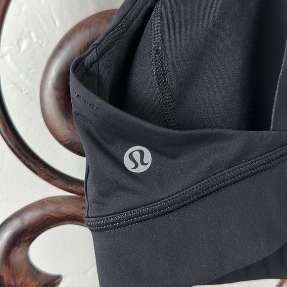 Lululemon Strong at Heart Sports Bras - Picture 7 of 12